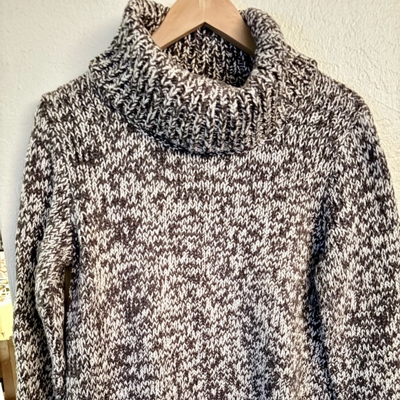 Indigenous Sweaters - Indigenous women's Charcoal and Cream Turtleneck/Cowl Neck Sweater size M